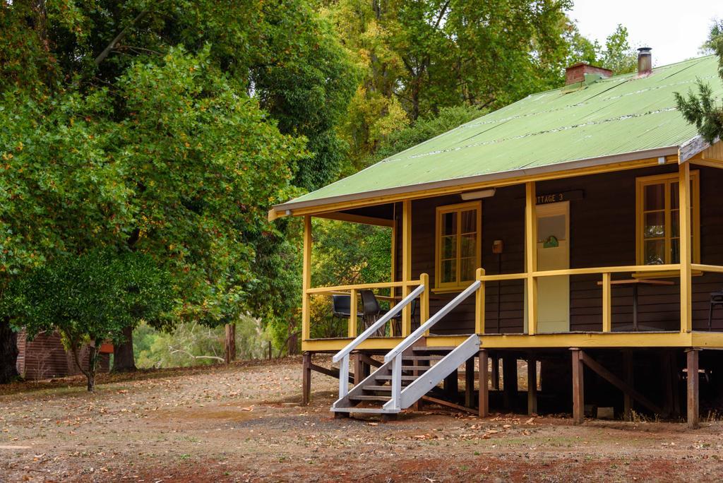 Lewana Cottages Balingup Esterno foto