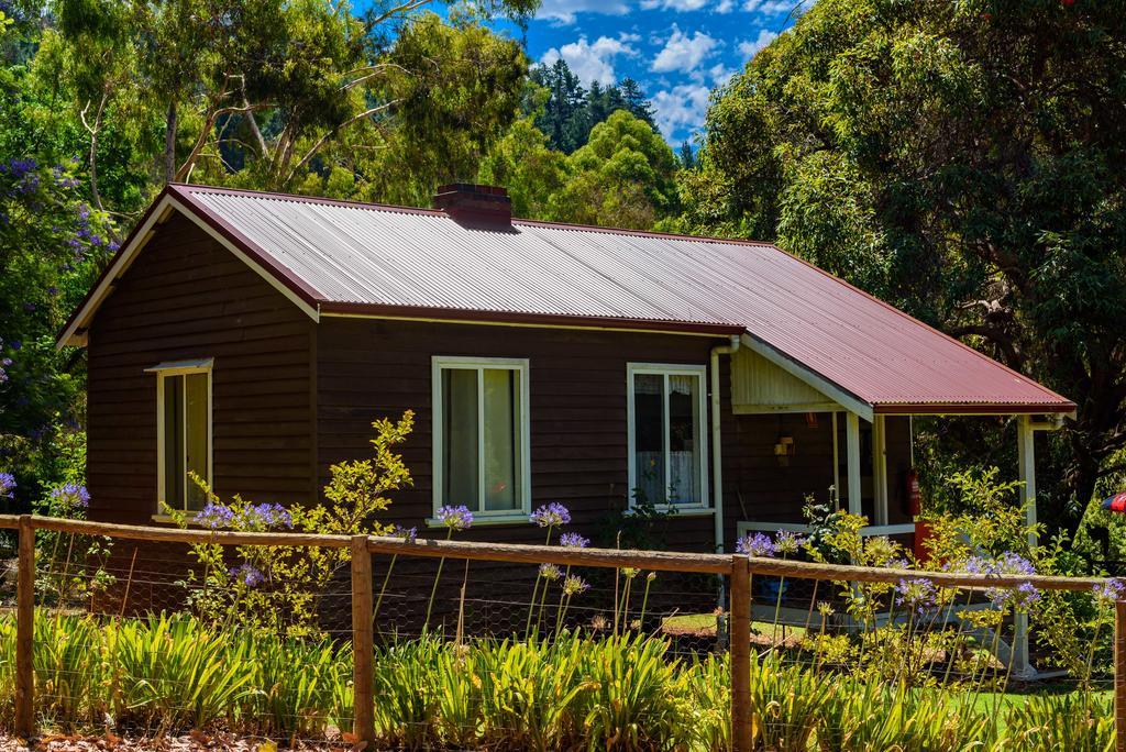 Lewana Cottages Balingup Esterno foto