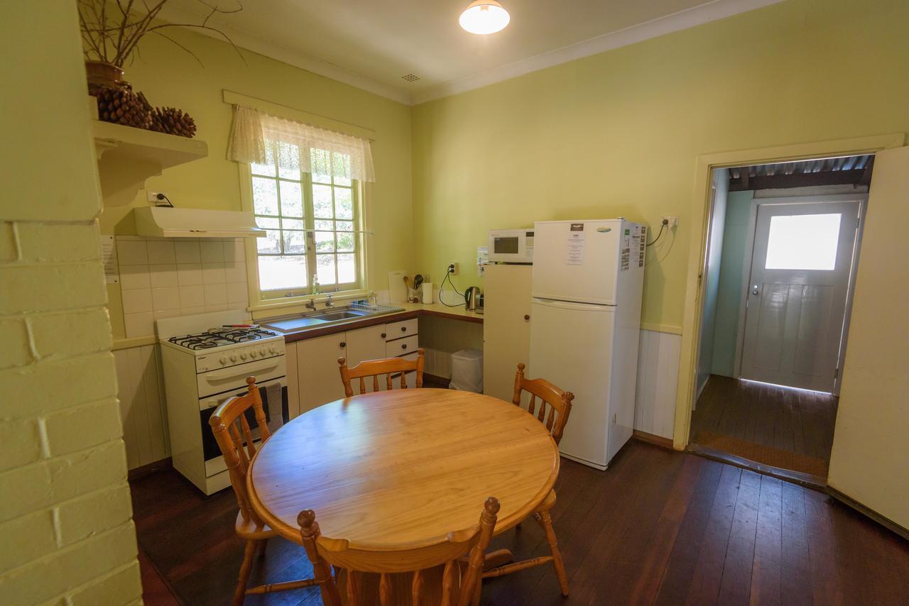 Lewana Cottages Balingup Esterno foto